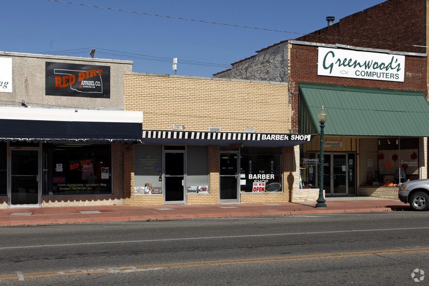 831 W Main St, Duncan, OK for lease - Building Photo - Image 2 of 2