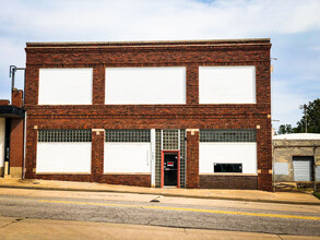 11 NW 8th St, Oklahoma City, OK for lease Building Photo- Image 1 of 6