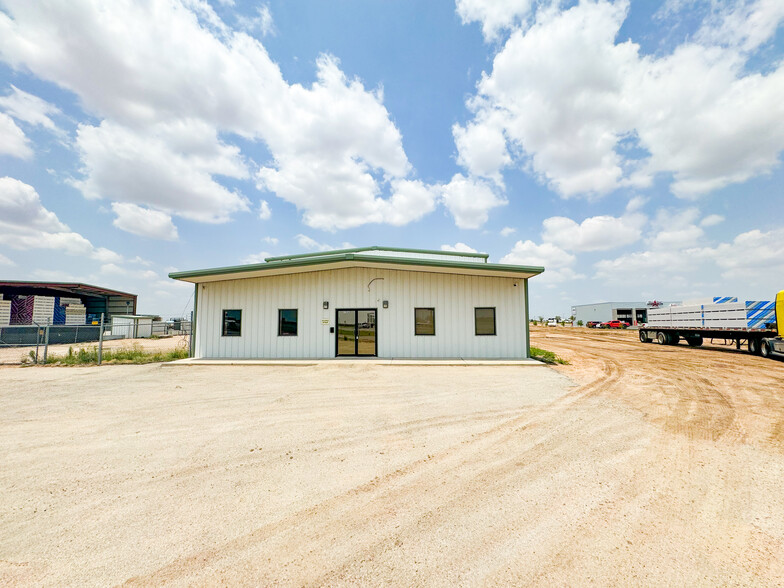 12400 Hwy 191, Midland, TX for lease - Building Photo - Image 1 of 19