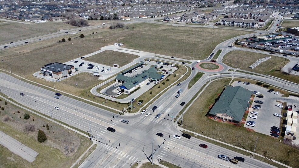84th St, Lincoln, NE for sale - Primary Photo - Image 1 of 19