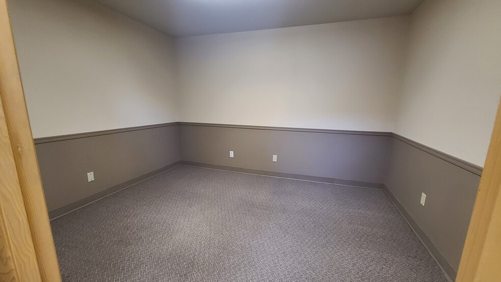 11777 Watertank Rd, Burlington, WA for lease - Interior Photo - Image 3 of 6