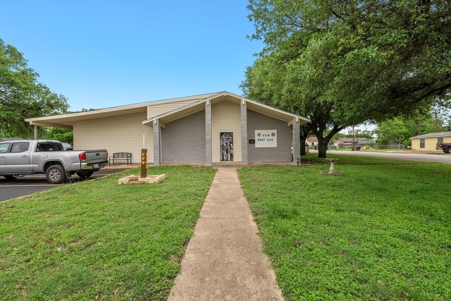 1301 S 30th St, Waco, TX for sale - Primary Photo - Image 1 of 8