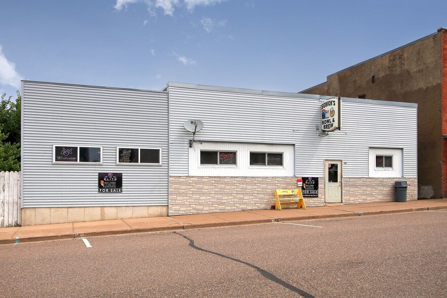 106 Main St, Cornell, WI 54732