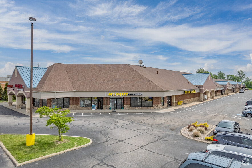 4195 Massillon Rd, Uniontown, OH for lease - Primary Photo - Image 2 of 6