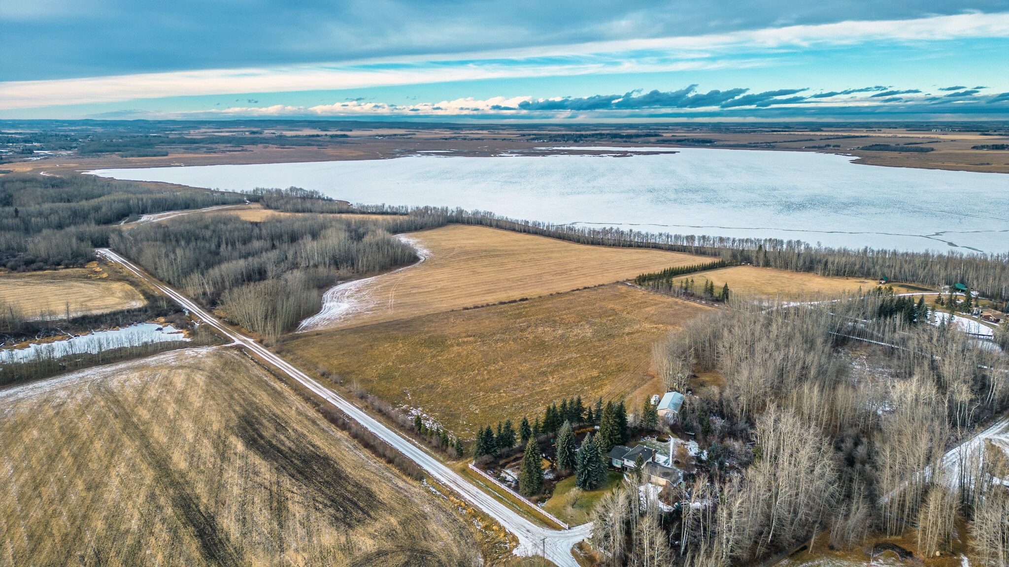 4;26;53;14;NW & 4;26;53;15;NE, Parkland County, AB for sale Aerial- Image 1 of 5