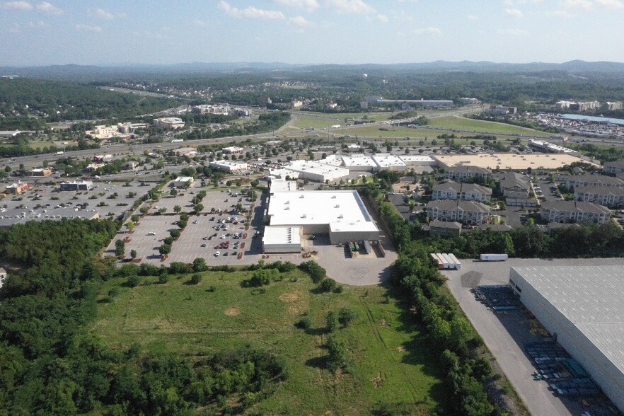 823-829 Industrial Blvd, Smyrna, TN for sale - Aerial - Image 1 of 1