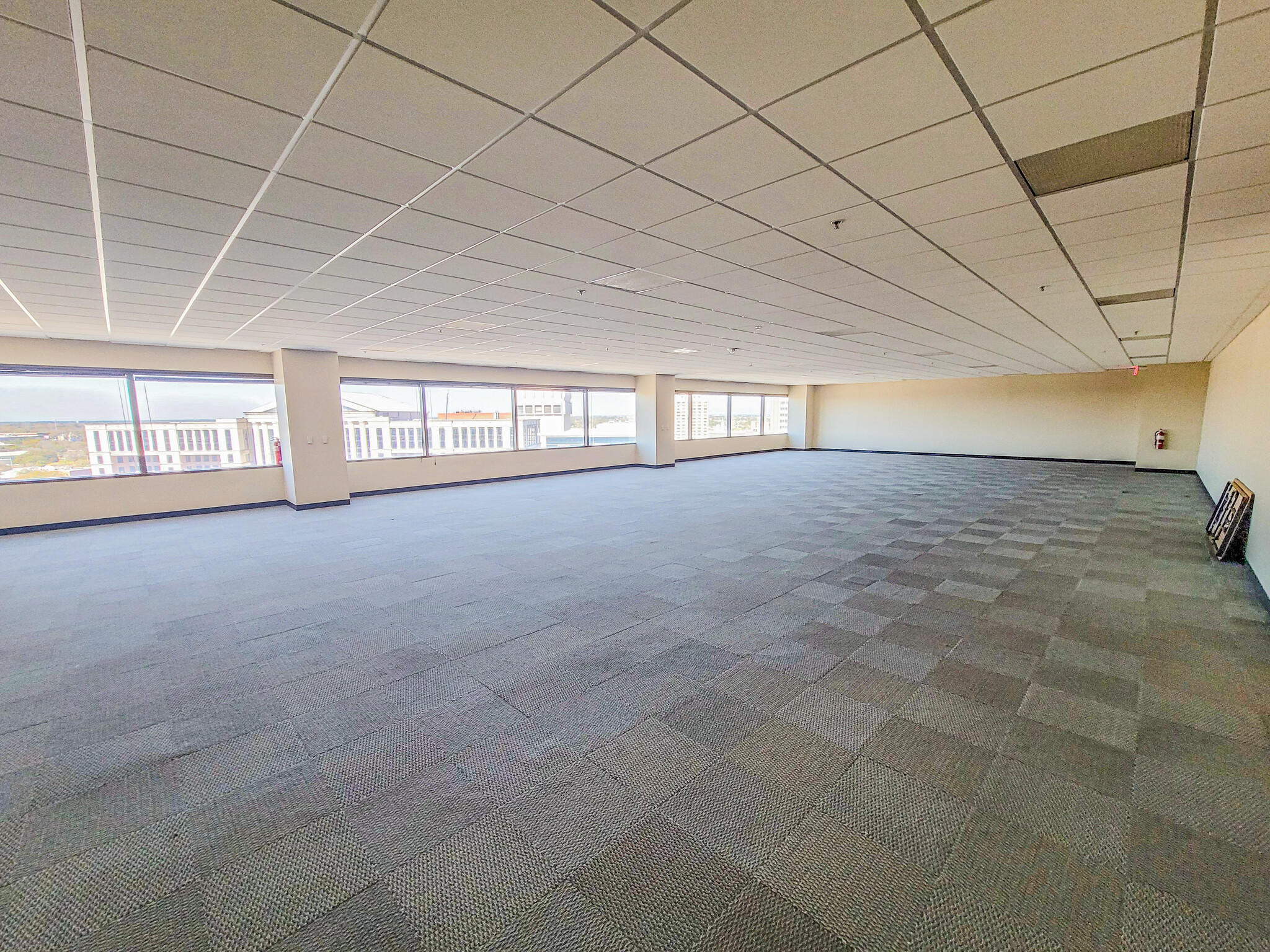 301 W Bay St, Jacksonville, FL for lease Interior Photo- Image 1 of 1