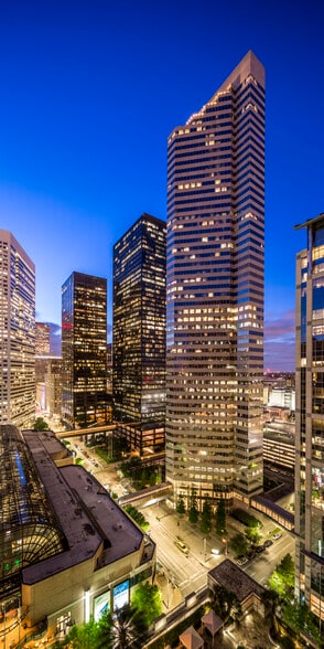 1301 McKinney St, Houston, TX for lease - Building Photo - Image 2 of 17