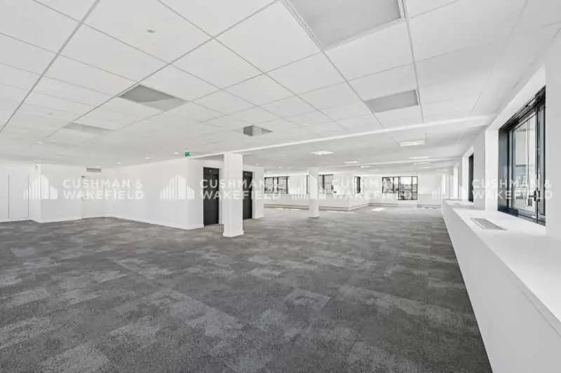 101-109 Rue Jean Jaurès, Levallois-Perret for lease Interior Photo- Image 1 of 4