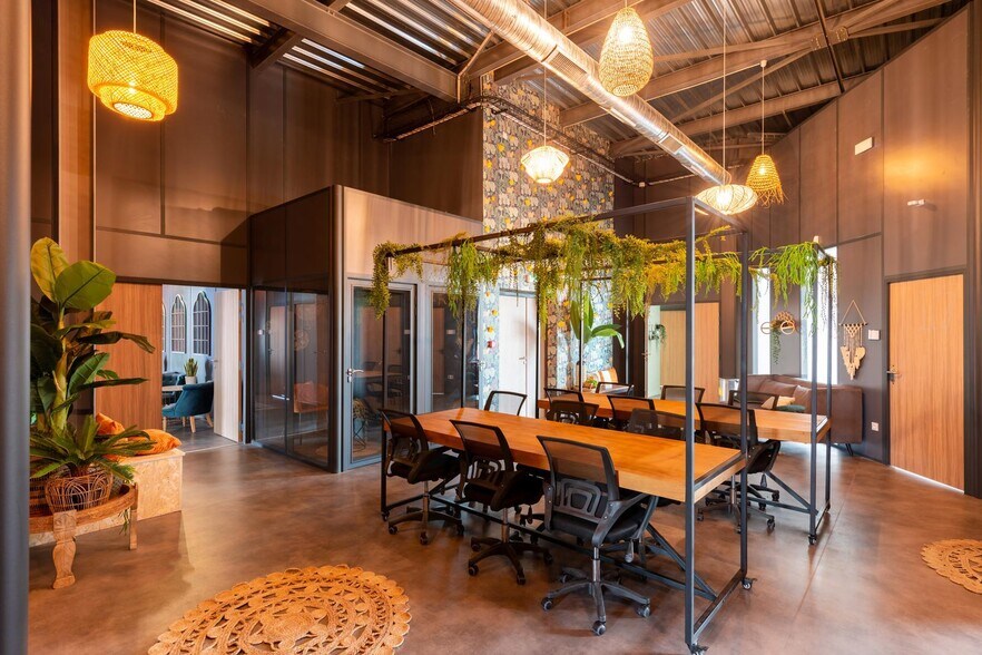 35 Boulevard Saint Assiscle, Perpignan for lease - Interior Photo - Image 2 of 10