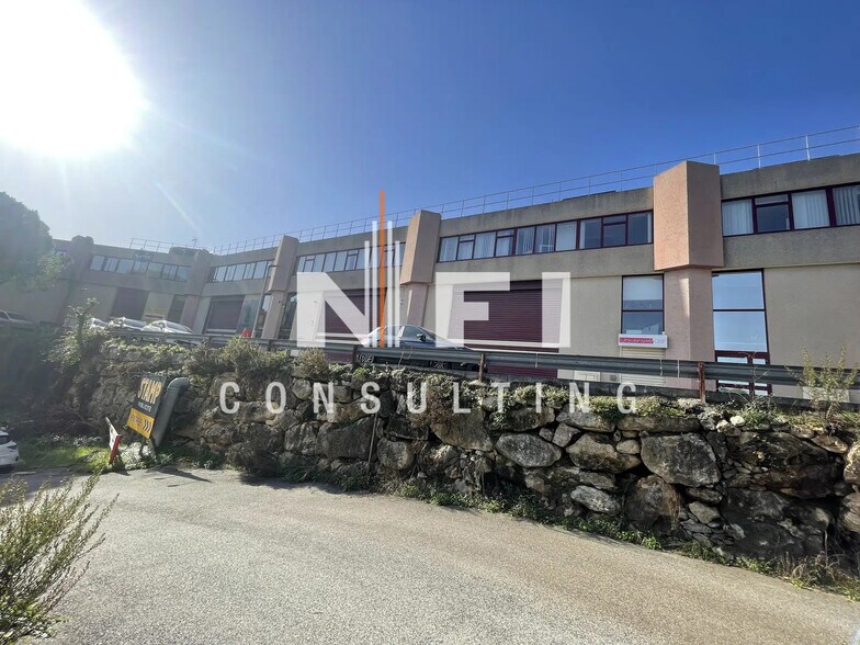 Flex in Vallauris for lease - Building Photo - Image 1 of 9