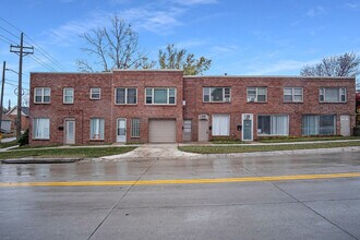 6605 Maple St, Omaha, NE for lease Building Photo- Image 1 of 18