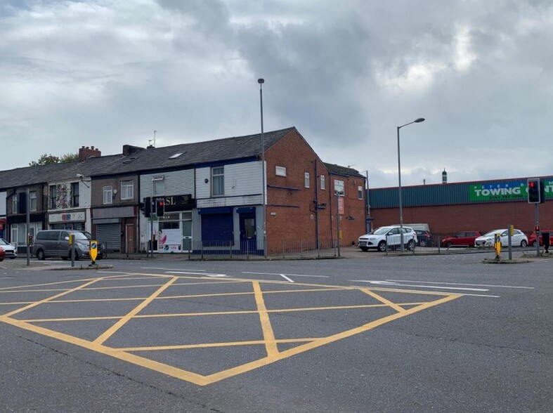 84 Rochdale Rd, Bury for lease - Building Photo - Image 1 of 1