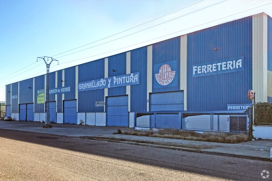 Calle la Cerámica, 234, Talavera de la Reina, Toledo for sale - Primary Photo - Image 1 of 10