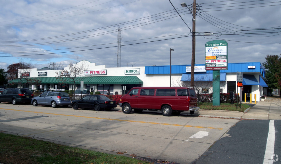 611 Main St, Belmar, NJ for sale - Primary Photo - Image 1 of 1