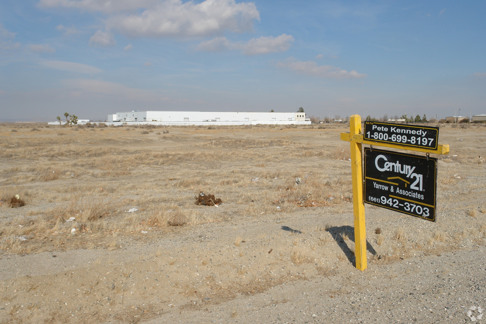 Avenue H, Lancaster, CA for sale Primary Photo- Image 1 of 4