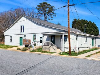 More details for 106 Center St, Gretna, VA - Office for Lease