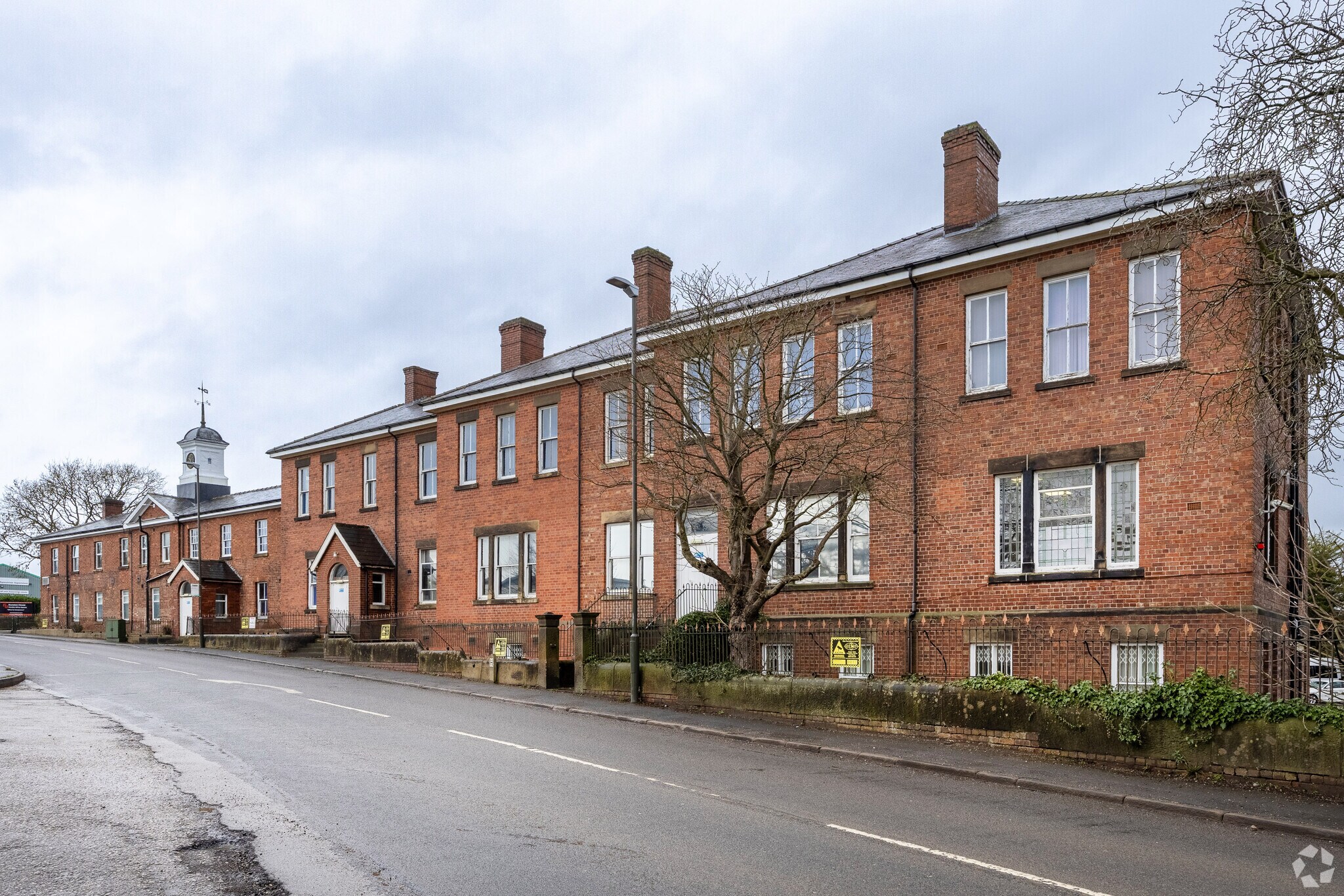 Dunston Rd, Chesterfield for sale Primary Photo- Image 1 of 1
