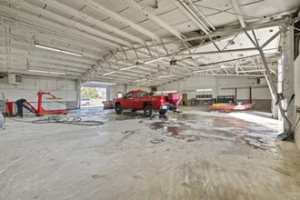 801 W Grant Hwy, Marengo, IL for lease Interior Photo- Image 1 of 3