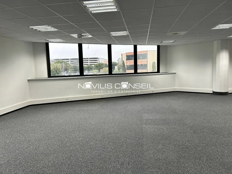 Office in Blagnac for lease Interior Photo- Image 1 of 6