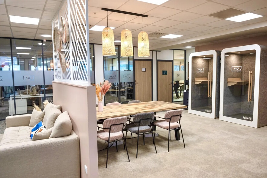 3 Boulevard Des Bouvets, Nanterre for lease - Interior Photo - Image 2 of 5