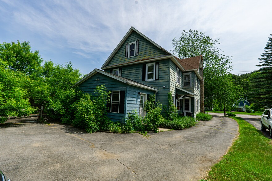 16 Broad Ln, Au Sable Forks, NY for sale - Building Photo - Image 3 of 13