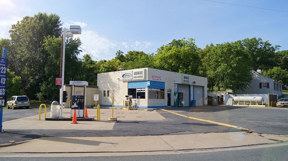 18704 Old Triangle Rd, Triangle, VA for sale - Building Photo - Image 1 of 1