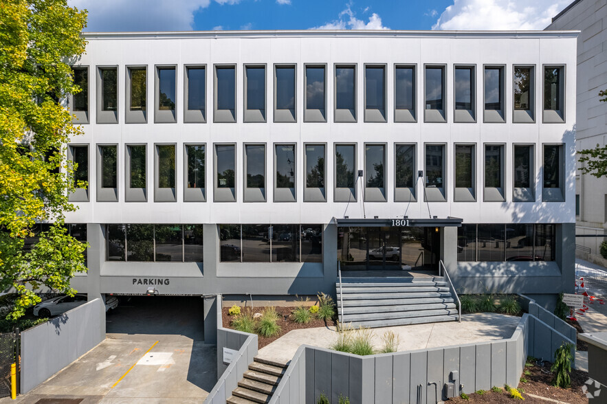 1801 Peachtree St NE, Atlanta, GA for lease - Building Photo - Image 2 of 21