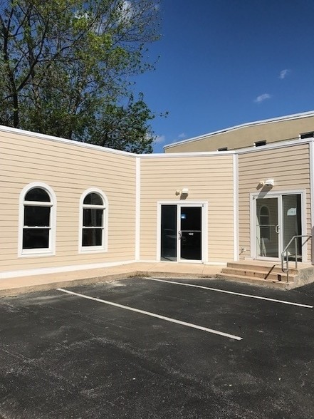 1702 Robert W Kirkwood Hwy, Wilmington, DE for sale - Building Photo - Image 2 of 12