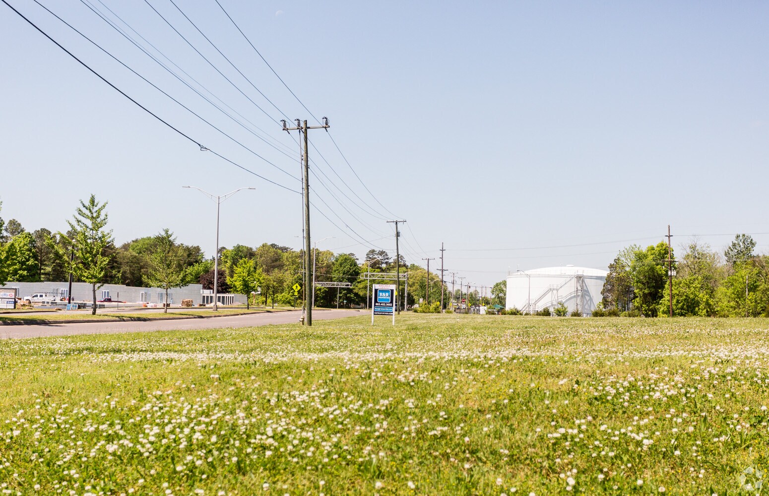 690 Emory Valley Rd, Oak Ridge, TN for sale Primary Photo- Image 1 of 1