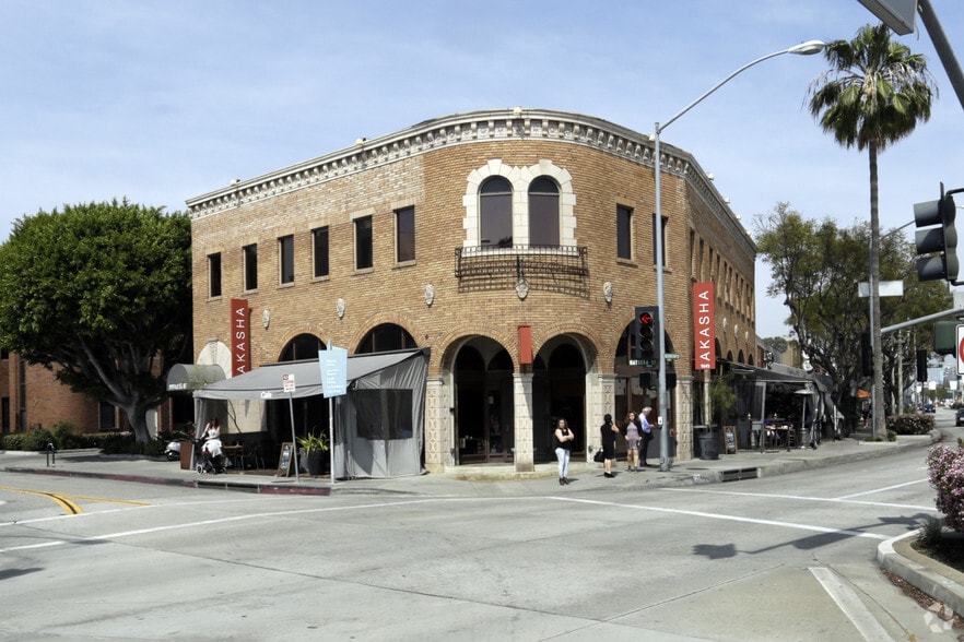 9543 Culver Blvd, Culver City, CA for lease - Building Photo - Image 2 of 28