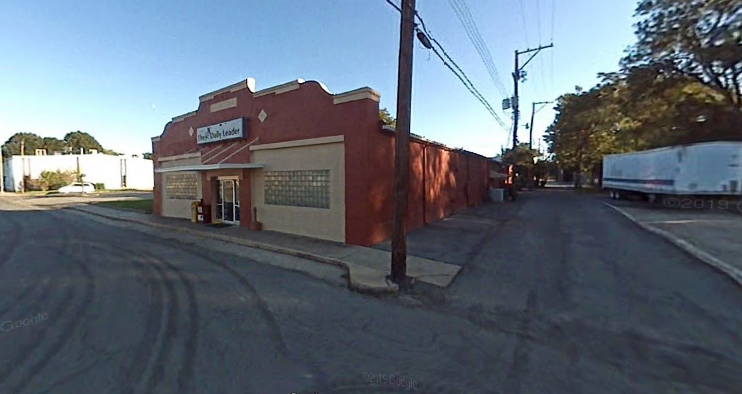 111 W 6th St, Stuttgart, AR 72160