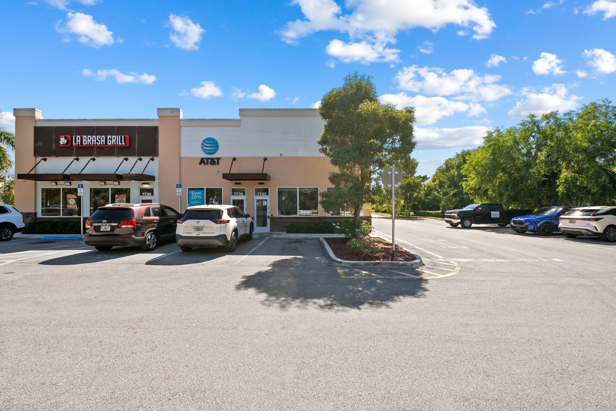 7742 W McNab Rd, North Lauderdale, FL for lease Building Photo- Image 1 of 21