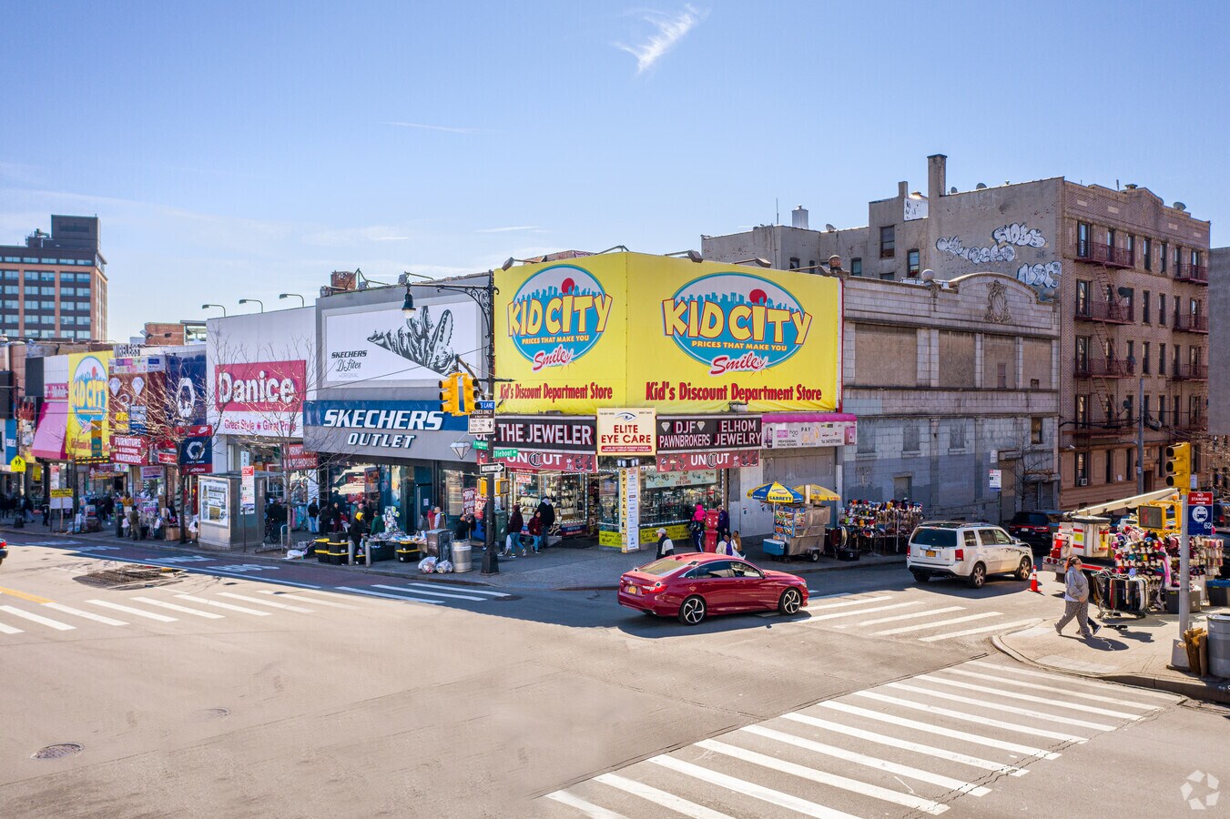 300304 E Fordham Rd, Bronx, NY 10458