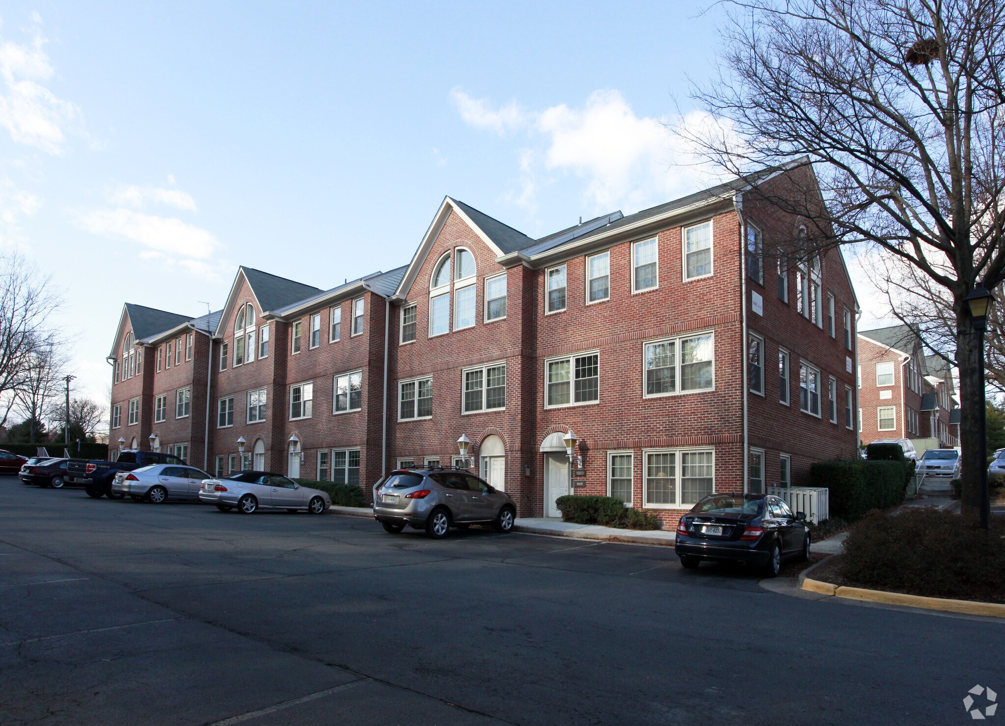 9685-9691 Main St, Fairfax, VA for sale Primary Photo- Image 1 of 1