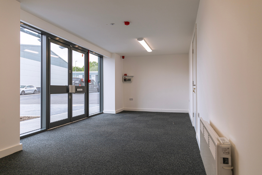 Millennium Rd, Preston for lease - Interior Photo - Image 2 of 6