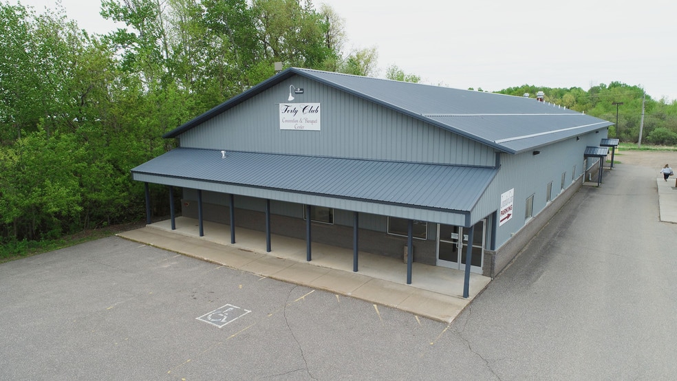 960 2nd St NW, Aitkin, MN for sale - Building Photo - Image 2 of 17