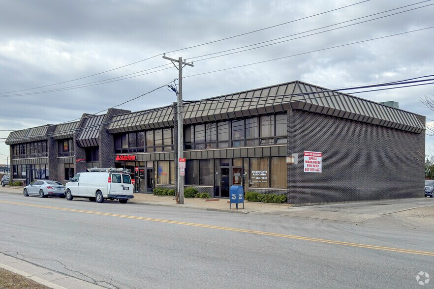 7400 N Waukegan Rd, Niles, IL for lease - Primary Photo - Image 1 of 6