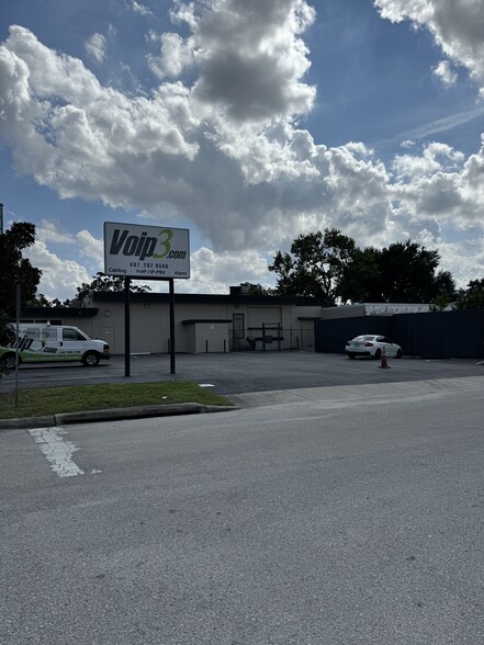 1700 S Division Ave, Orlando, FL for sale - Building Photo - Image 1 of 6