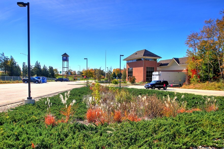 31 Dow Rd, Plainfield, CT 06374 Office for Sale