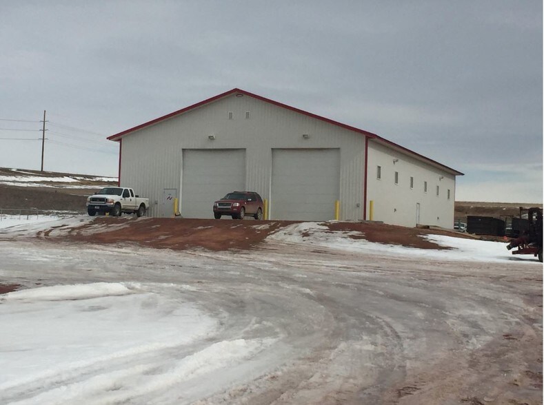 2610 S Main St Watford City Nd 58854 Loopnet Com