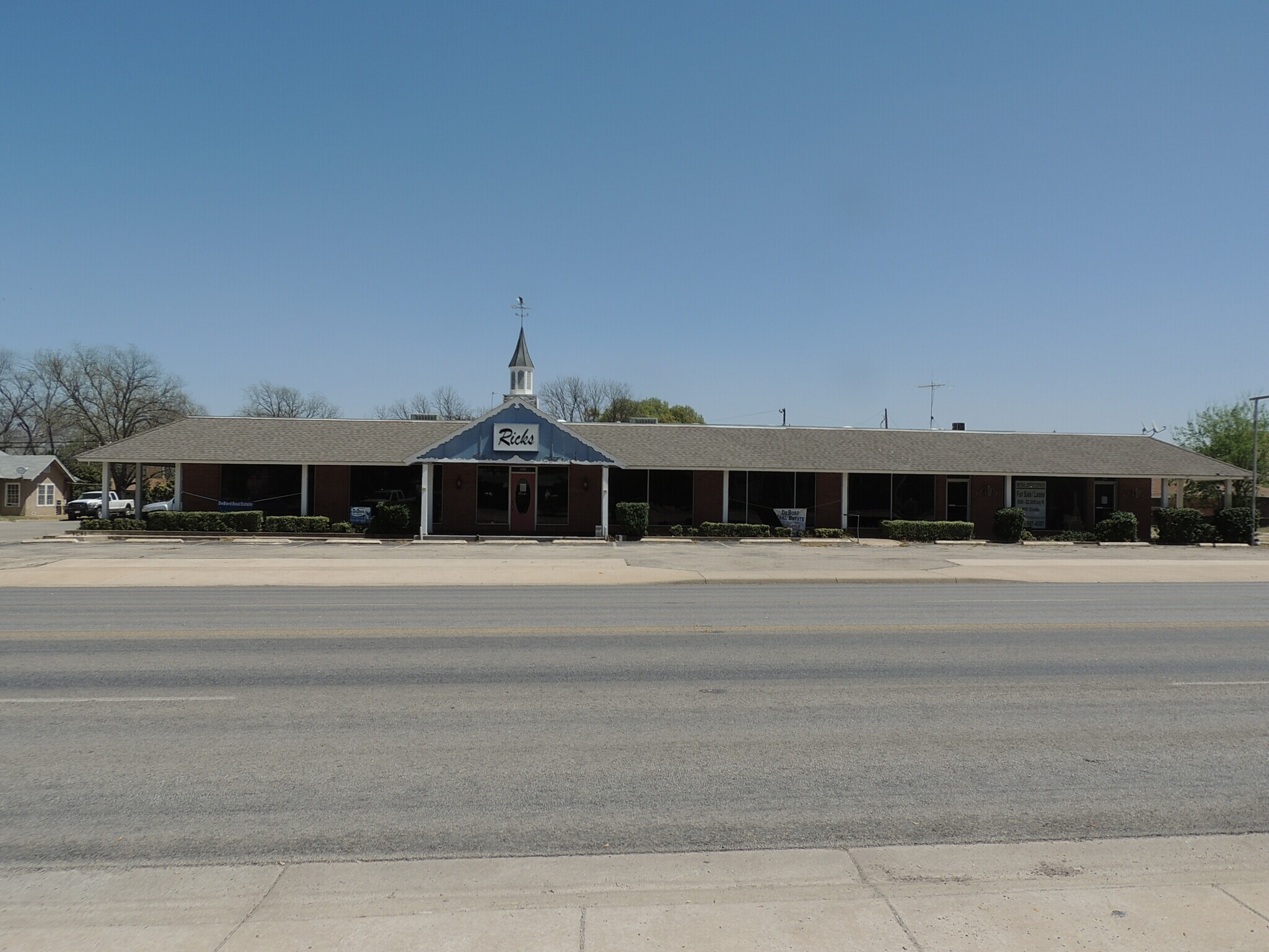 1101 S Bridge St, Brady, TX for sale Building Photo- Image 1 of 1