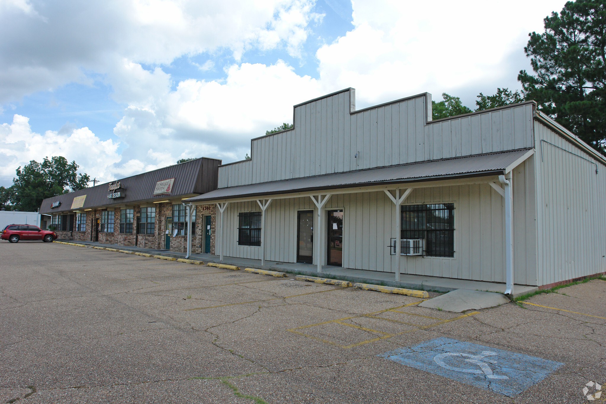 4302 Moss St, Lafayette, LA for sale Primary Photo- Image 1 of 1