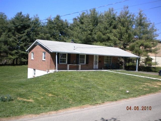 405 Clay St SE, Blacksburg, VA for sale - Primary Photo - Image 1 of 2