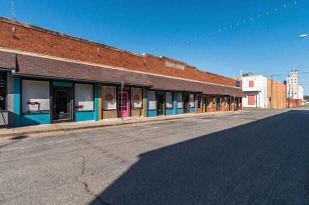 117 E Wall St, Sherman, TX for sale Primary Photo- Image 1 of 1