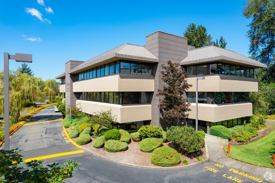 16040 Christensen Rd, Tukwila, WA for lease - Building Photo - Image 1 of 13