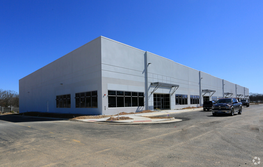 5323 Port Royal Rd, Springfield, VA 22151 - Flex for Lease | LoopNet