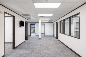 2520 I-35 S, Austin, TX for lease Interior Photo- Image 1 of 4