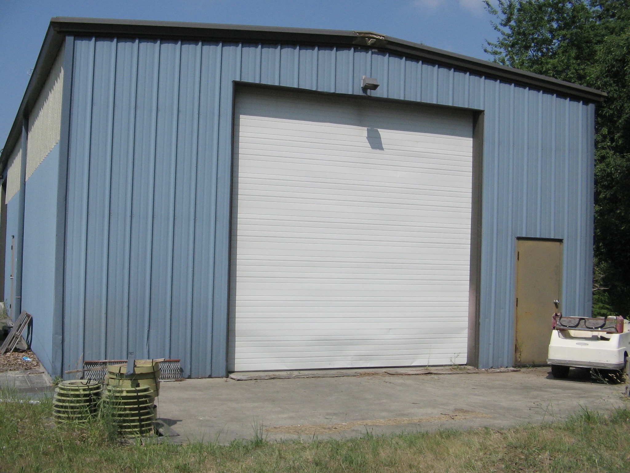 413 Oak Glen Rd, Howell, NJ for sale Primary Photo- Image 1 of 1