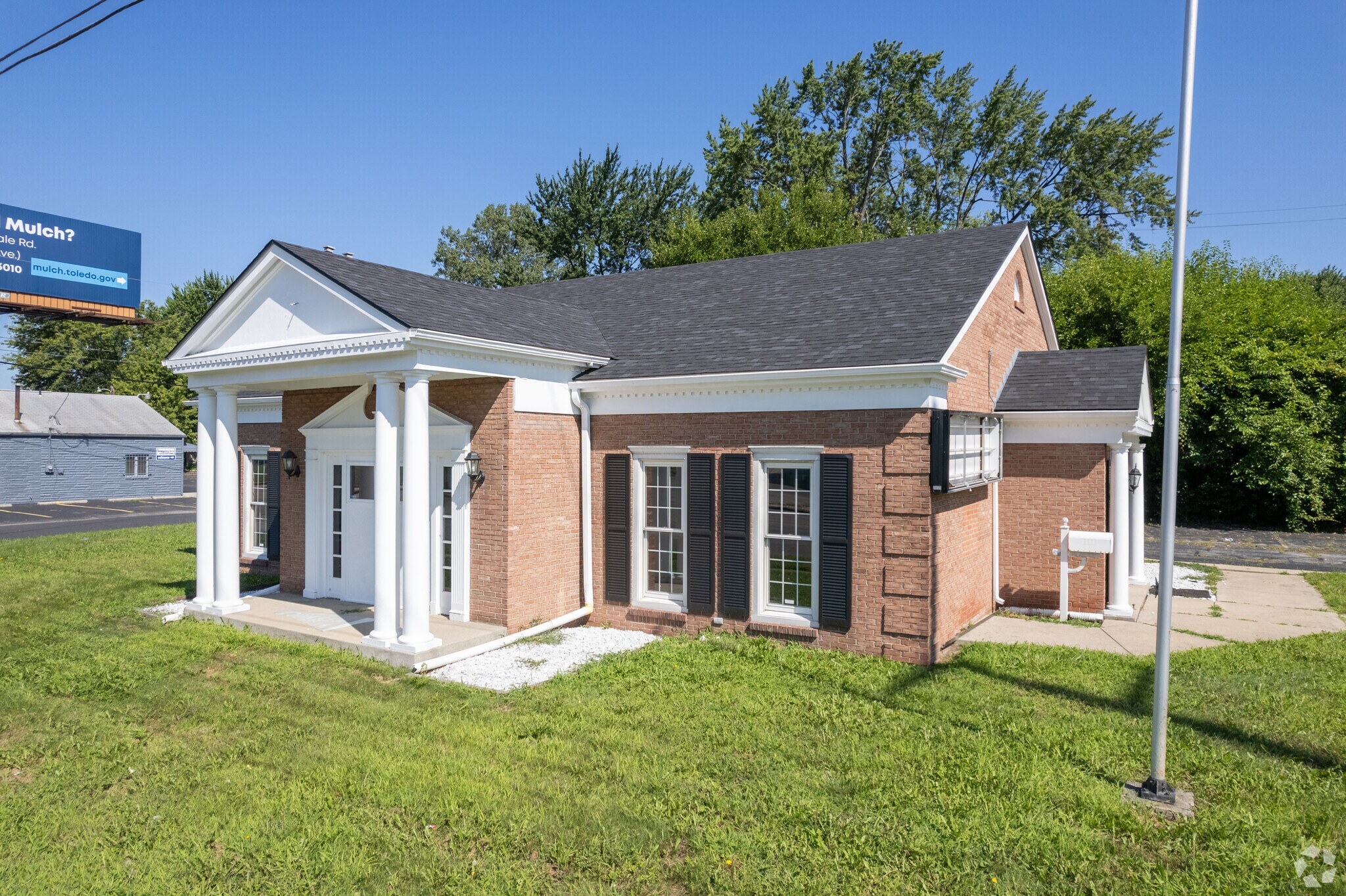 2350 W Laskey Rd, Toledo, OH for sale Primary Photo- Image 1 of 1